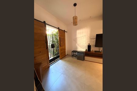 Casa à venda com 170m², 4 quartos e 2 vagasSala