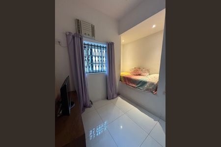 Casa à venda com 170m², 4 quartos e 2 vagasQuarto