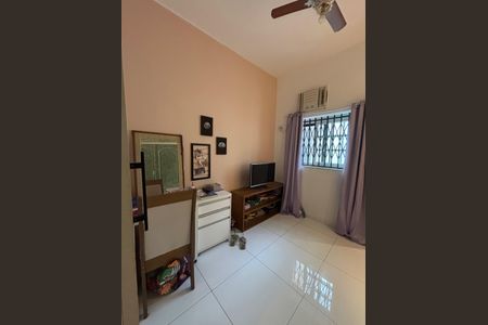 Casa à venda com 170m², 4 quartos e 2 vagasQuarto