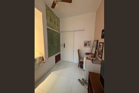 Casa à venda com 170m², 4 quartos e 2 vagasQuarto