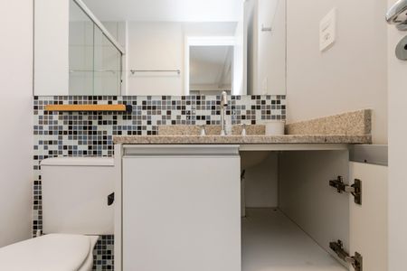 Studio para alugar com 33m², 1 quarto e 1 vaga Studio para alugar com 33m², 1 quarto e 1 vagaBanheiro