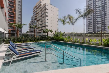 Studio para alugar com 27m², 1 quarto e sem vaga Studio para alugar com 27m², 1 quarto e sem vagaPiscina