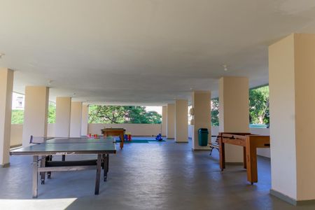 Apartamento à venda com 60m², 2 quartos e 1 vagaÁrea de Jogos