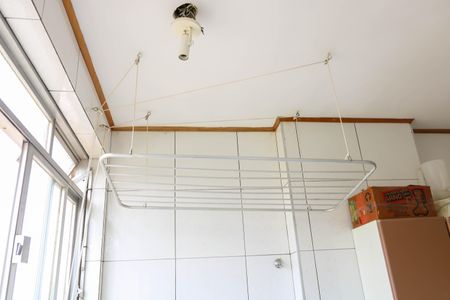 Apartamento à venda com 60m², 2 quartos e 1 vagaÁrea de Serviço
