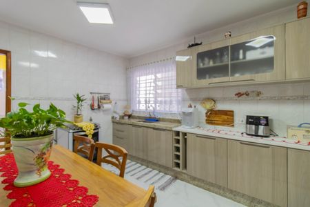 Casa à venda com 188m², 2 quartos e 2 vagasCozinha