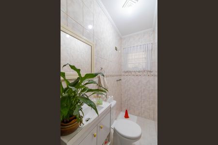 Casa à venda com 188m², 2 quartos e 2 vagasLavabo