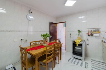 Casa à venda com 188m², 2 quartos e 2 vagasCozinha