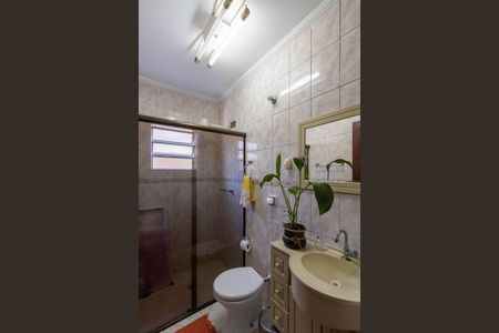 Casa à venda com 188m², 2 quartos e 2 vagasBanheiro 
