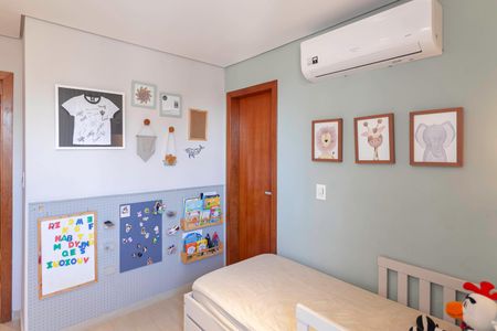 Apartamento à venda com 147m², 3 quartos e 2 vagasSuíte 1