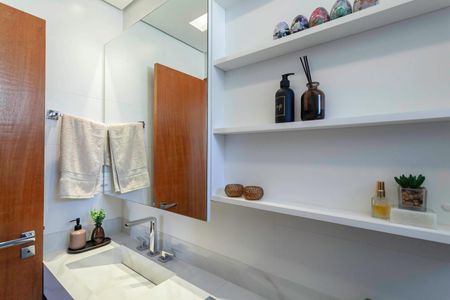 Apartamento à venda com 147m², 3 quartos e 2 vagasBanheiro da suíte 2