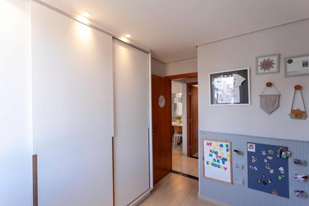 Apartamento à venda com 147m², 3 quartos e 2 vagasSuíte 1