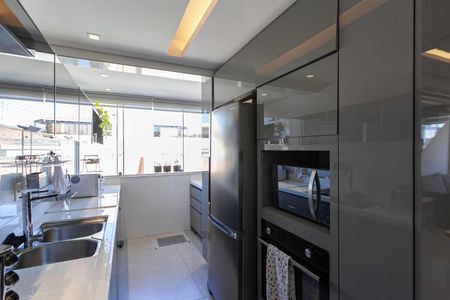 Apartamento à venda com 147m², 3 quartos e 2 vagasCozinha