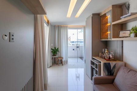 Apartamento à venda com 147m², 3 quartos e 2 vagasCobertura - Sala 2