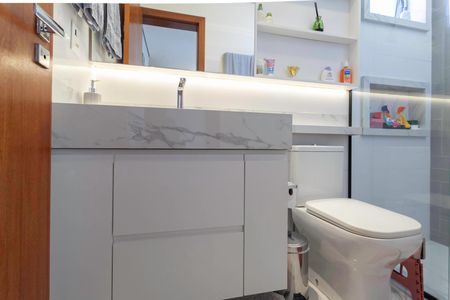 Apartamento à venda com 147m², 3 quartos e 2 vagasBanheiro da suíte 1