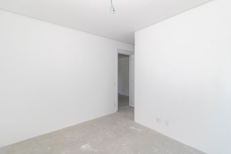 Apartamento à venda com 230m², 3 quartos e 4 vagasQuarto Suíte 2