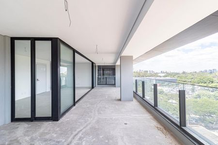 Apartamento à venda com 230m², 3 quartos e 4 vagasVaranda