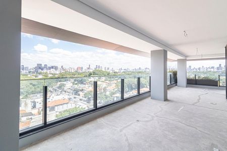 Apartamento à venda com 230m², 3 quartos e 4 vagasVaranda