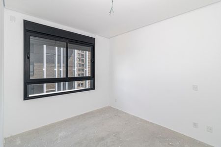 Apartamento à venda com 230m², 3 quartos e 4 vagasQuarto Suíte 2