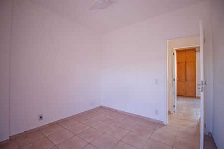 Apartamento para alugar com 310m², 3 quartos e 1 vaga Apartamento para alugar com 310m², 3 quartos e 1 vagaQuarto 3