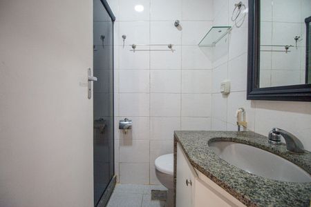 Apartamento para alugar com 310m², 3 quartos e 1 vaga Apartamento para alugar com 310m², 3 quartos e 1 vagaBanheiro