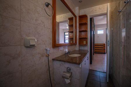 Apartamento para alugar com 310m², 3 quartos e 1 vaga Apartamento para alugar com 310m², 3 quartos e 1 vagaBanheiro Suite