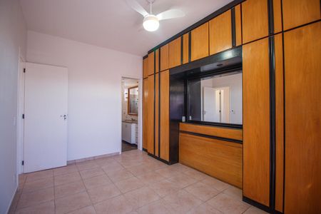 Apartamento para alugar com 310m², 3 quartos e 1 vaga Apartamento para alugar com 310m², 3 quartos e 1 vagaQuarto Suite