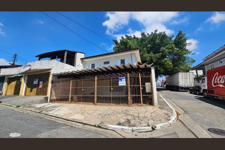 Casa à venda com 179m², 4 quartos e 3 vagasFachada
