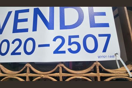 Casa à venda com 179m², 4 quartos e 3 vagasFachada - plaquinha