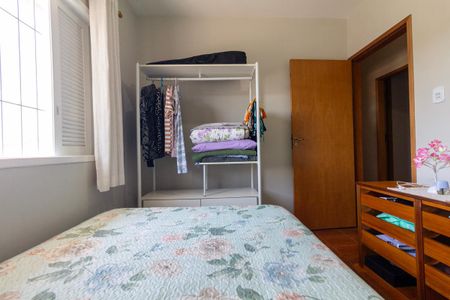 Quarto 1 de casa à venda com 4 quartos, 179m² em Vila Granada, São Paulo