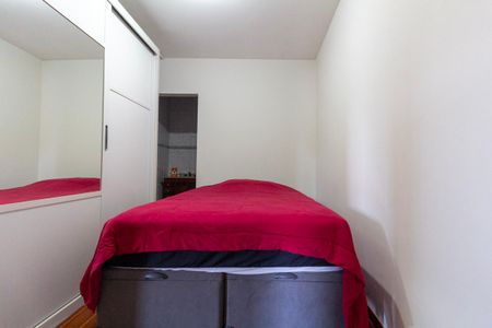 Casa à venda com 179m², 4 quartos e 3 vagasQuarto 2