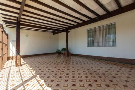 Casa à venda com 179m², 4 quartos e 3 vagasGaragem