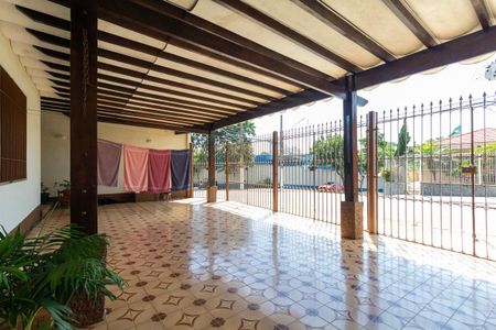 Casa à venda com 179m², 4 quartos e 3 vagasGaragem