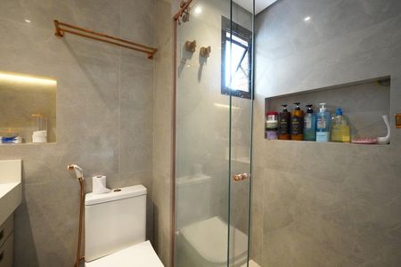 Apartamento à venda com 60m², 2 quartos e 2 vagasSuíte