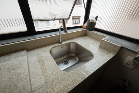 Apartamento à venda com 60m², 2 quartos e 2 vagasÁrea de Serviço