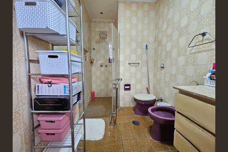 Casa à venda com 300m², 5 quartos e 8 vagasBanheiro da Suíte