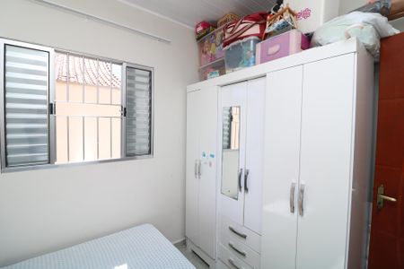 Casa à venda com 134m², 4 quartos e sem vagaQuarto 2 C1