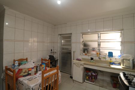 Casa à venda com 134m², 4 quartos e sem vagaCozinha C2