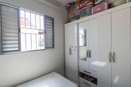 Casa à venda com 134m², 4 quartos e sem vaga