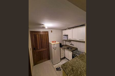 Cozinha  de apartamento para alugar com 1 quarto, 49m² em Centro Histórico, Porto Alegre