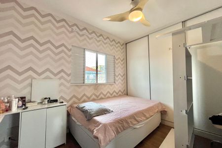 Casa à venda com 230m², 3 quartos e 2 vagasQuarto 3