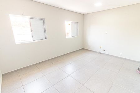 Casa à venda com 100m², 5 quartos e 2 vagas Casa à venda com 100m², 5 quartos e 2 vagasQuarto 3
