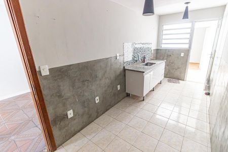 Casa à venda com 100m², 5 quartos e 2 vagas Casa à venda com 100m², 5 quartos e 2 vagasCozinha