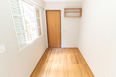 Casa à venda com 100m², 5 quartos e 2 vagas Casa à venda com 100m², 5 quartos e 2 vagasSuíte