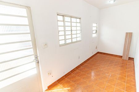Casa à venda com 100m², 5 quartos e 2 vagas Casa à venda com 100m², 5 quartos e 2 vagasQuarto 5
