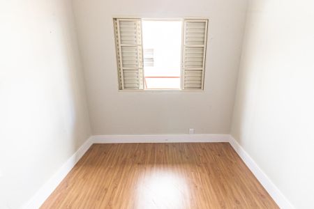 Casa à venda com 100m², 5 quartos e 2 vagas Casa à venda com 100m², 5 quartos e 2 vagasQuarto 1
