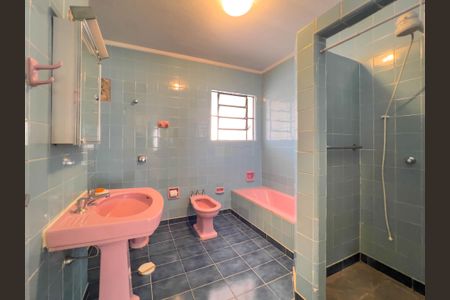 Apartamento à venda com 159m², 3 quartos e 1 vagaBanheiro