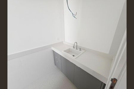 Apartamento à venda com 270m², 4 quartos e 6 vagasÁrea de serviço