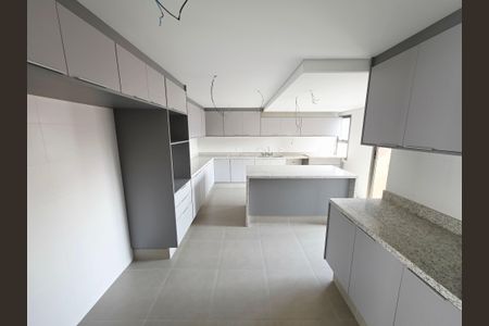 Apartamento à venda com 270m², 4 quartos e 6 vagasCozinha