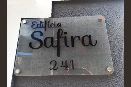 Apartamento à venda com 47m², 2 quartos e sem vaga Apartamento à venda com 47m², 2 quartos e sem vagaCondomínio Edifício Safira