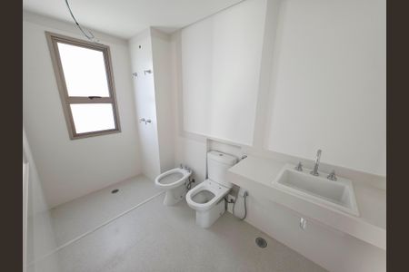 Apartamento à venda com 290m², 3 quartos e 4 vagasBanheiro